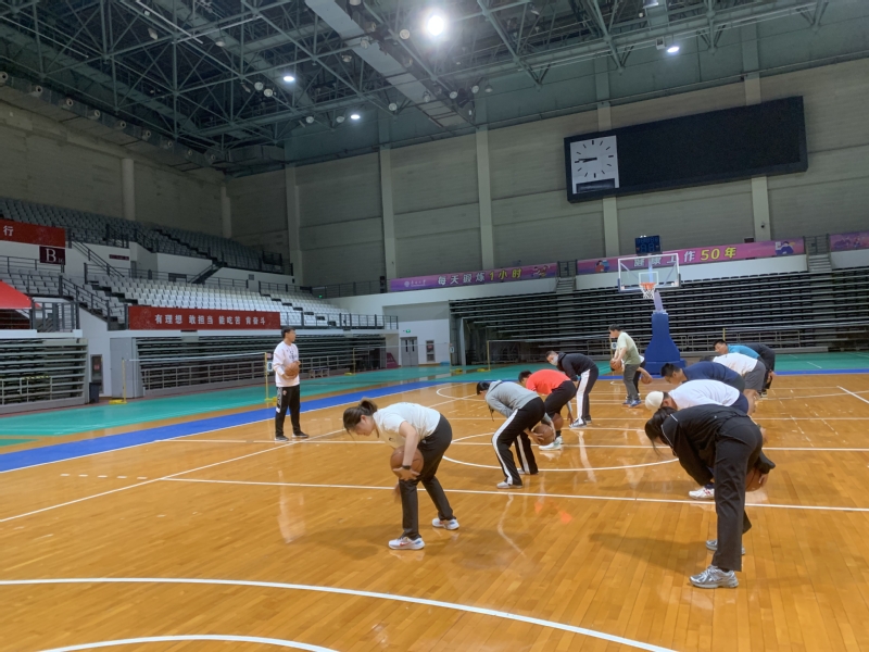 事件而当